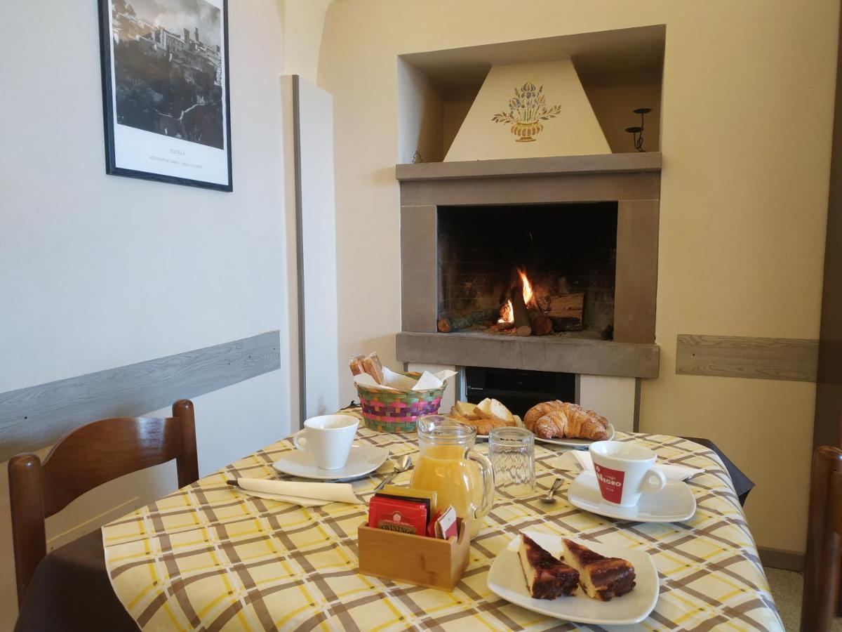 Locanda Prato D'Era Volterra Bagian luar foto